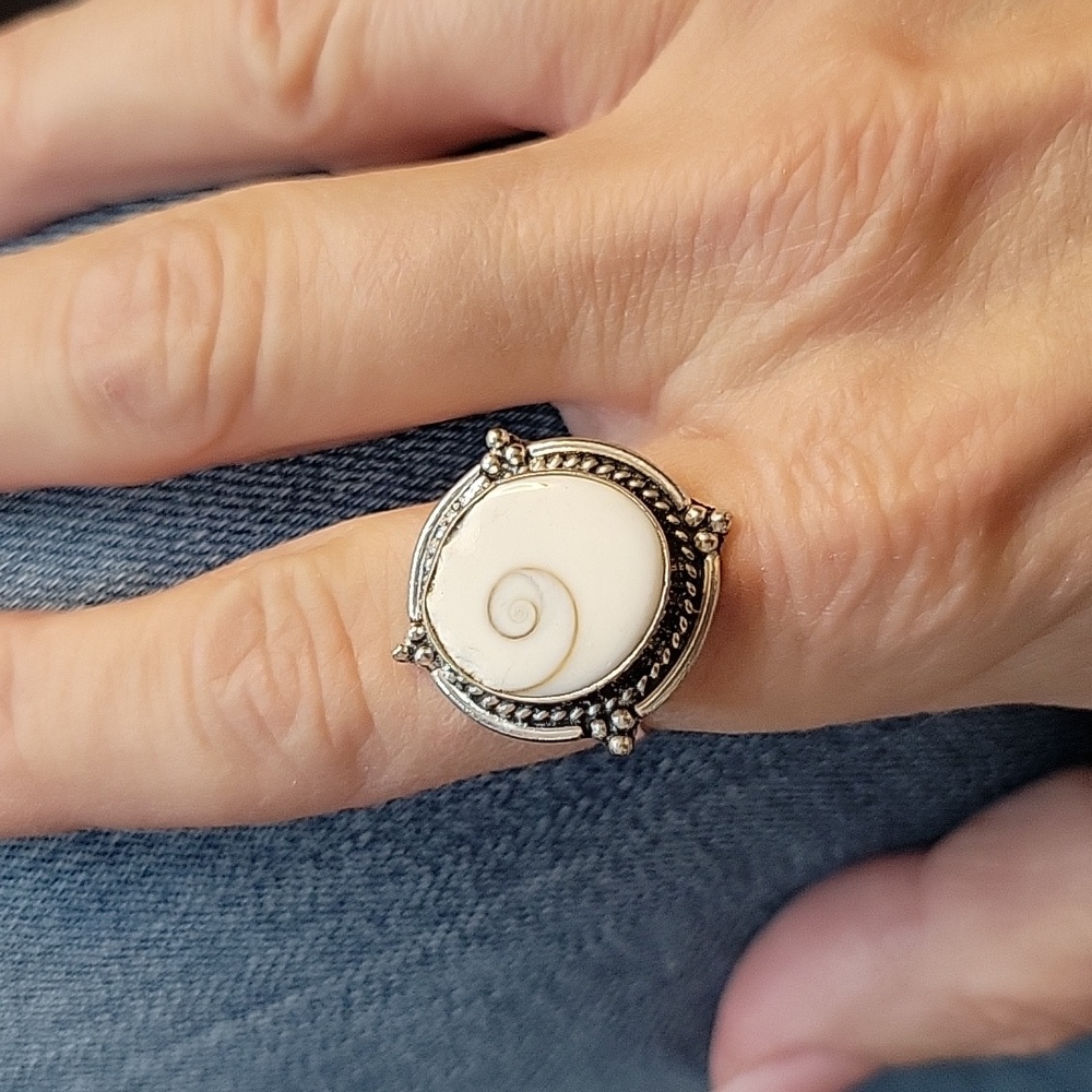 Natural Shiva Shell Ring, 925 Silver
